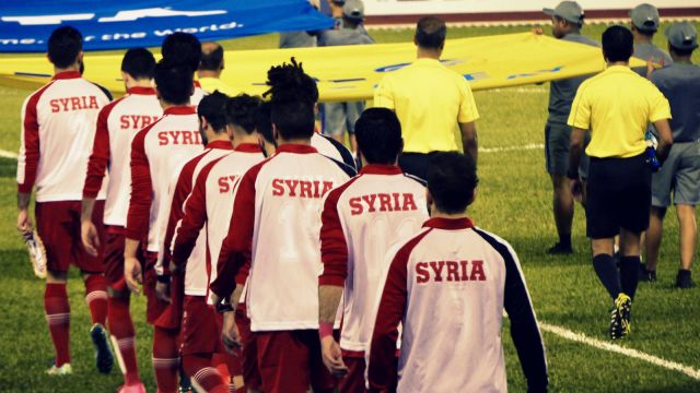 نشطت على هامش المباريات التي يخوضها المنتخب الكثير من دعايات الترويج وممرات العبور للمستغلين