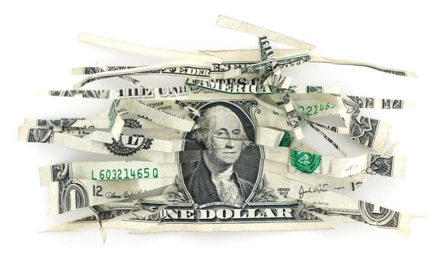 الدولار بأدنى مستوى لحصته من الاحتياطي العالمي منذ ربع قرن