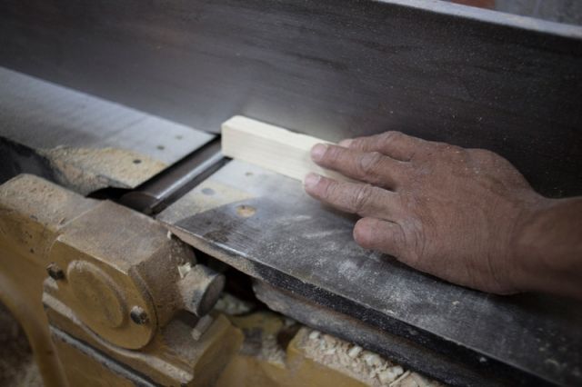 صناعة الموبيليا ..  حرفة في مهب الريح