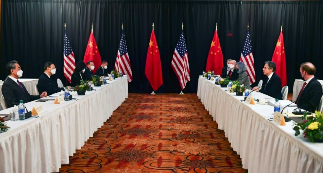 دبلوماسي صيني يواجه بلينكن: «الولايات المتحدة لا تملك المؤهلات لتكلّم الصين من موقع قوّة»!