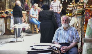 بصراحة ... الحكومة تصطاد في الماء العكر