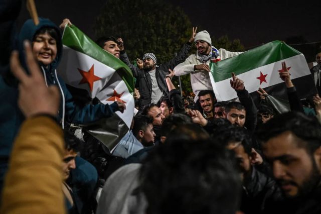 Kassioun Editorial 1249: The Solution Is Clear: Power to the People, By the People, And for the People