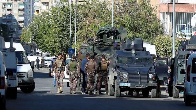 تركيا تفرض حظر التجوال في ديار بكر ذات الغالبية الكردية