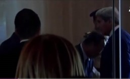 الأمن المصري يفتش كيري قبل لقاء السيسي