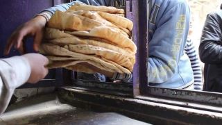 الخبز.. سياسات تعجيزية وسوق سوداء