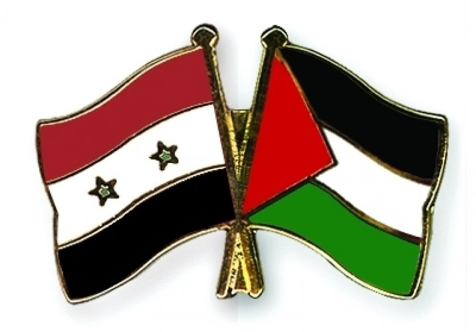 السلطة الفلسطينية والموقف من الأزمة السورية.. خروج على ثابت فلسطيني