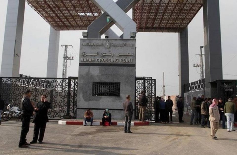 نظام التطبيع المصري يغلق معبر رفح مع غزة بالاتجاهين في أعقاب إصابة القنّاص الصهيوني