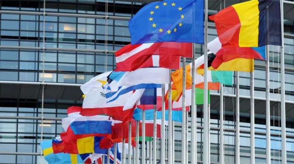 25 دولة أوروبية توقع على إعلان يدعم الرقمنة
