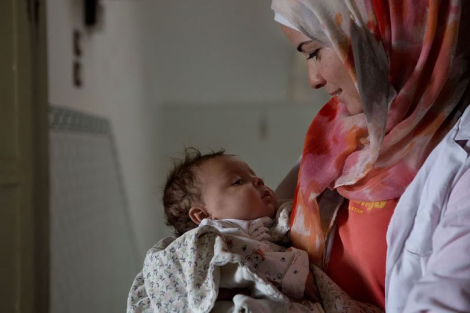 تعميم ضد الأم... وضد الطفل التعميم رقم /17/ لوزارة العدل ليس مجرد تعميم... بل قراراً بإقصاء الأم