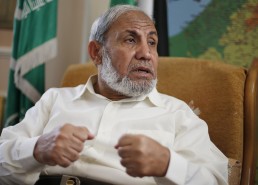شدد الزهار على أن أمن مصر من أمن غزة
