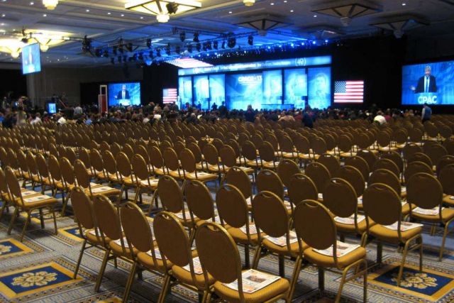 حُلمٌ أمريكي ضائع... وأخطاء بالجملة