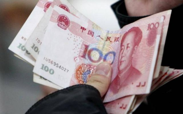 على بعد خطوة من عالم دون دولار؟