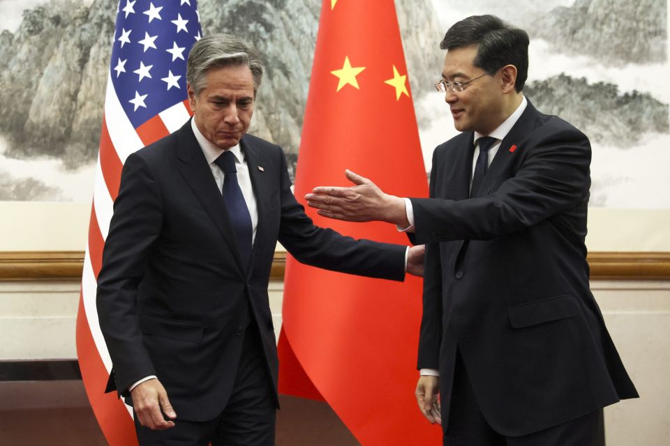 هل قللت الزيارة الأمريكية للصين احتمالات المواجهة؟