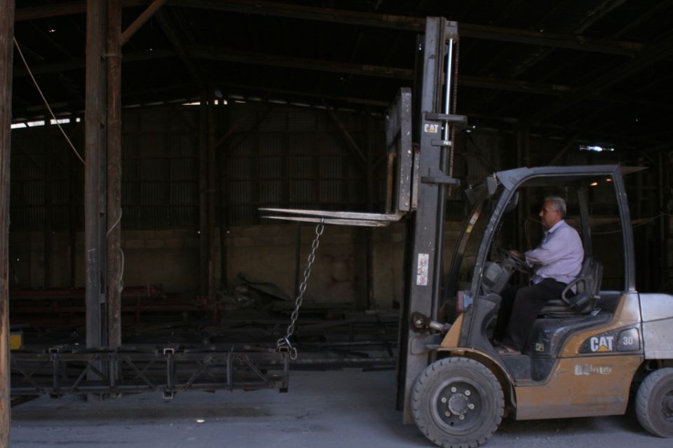 كيف عرف العمال ساعات العمل الثماني؟