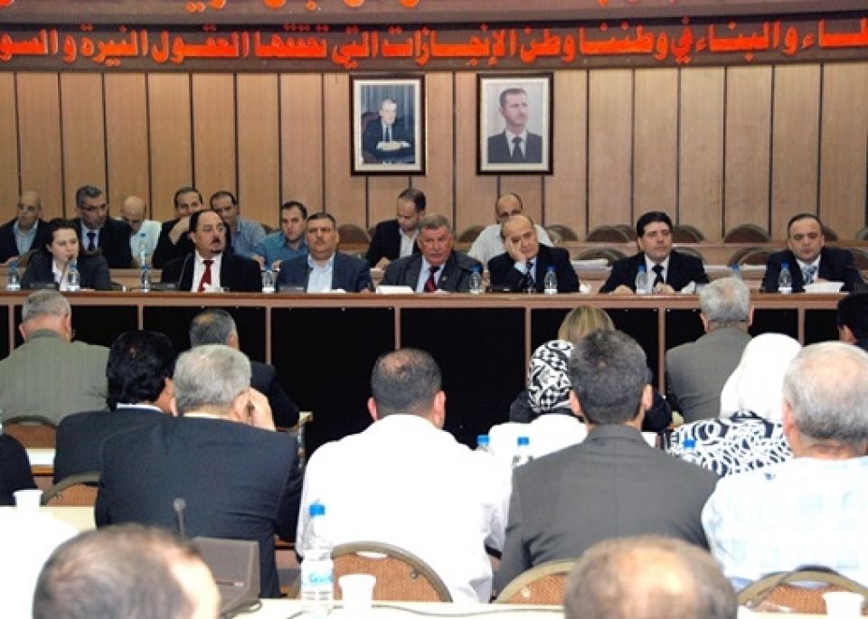 بصراحة : مشاريع تقسيم الحركة النقابية؟!