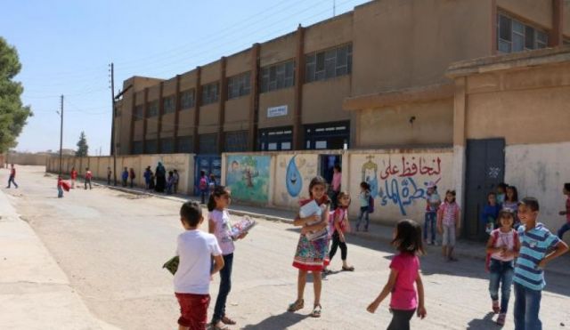 نهاية العام الدراسي.. والطالب الضحية