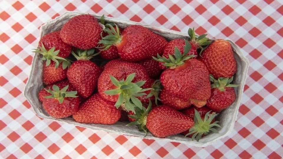 فاكهة تساعد على منع الإصابة بسرطان المريء