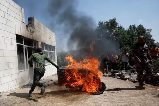 أحرقوا منزلها وهي بداخله بعد ضربها بأعقاب البنادق: بعضٌ من إرهـ.ـاب المستوطنين في ترمسعيّا