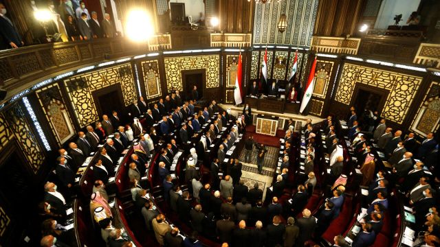 بصراحة ... في مجلس الشعب عمرك يا بوزيد ما غزيت