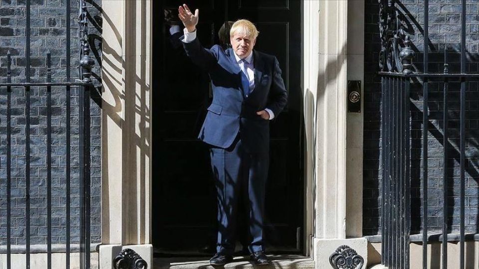 بريطانيا.. بوريس جونسون يبدأ تشكيل حكومته
