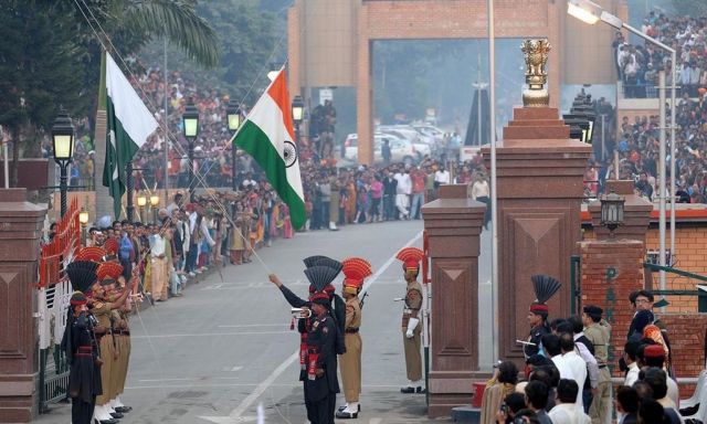 خلف دخان الغرب: عالمٌ جديد