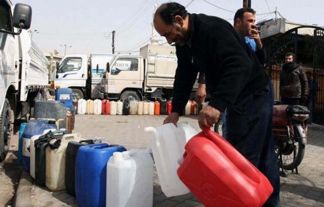 بصراحة: اتفاقيات العمل.. مع وقف التنفيذ