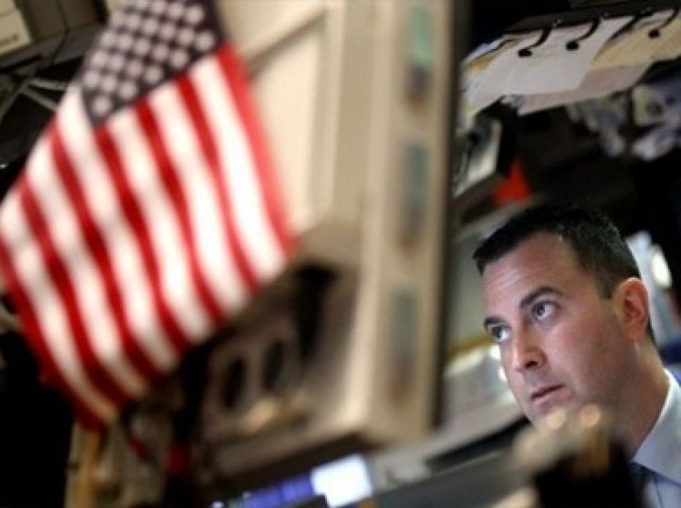 من مظاهر الأزمة:  تراجع في نمو الاقتصاد الأمريكي