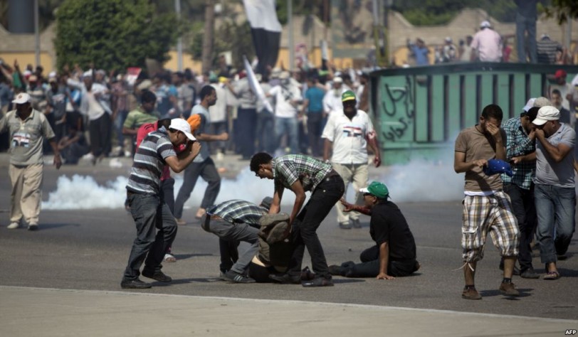 مصر: ارتفاع حصيلة المواجهات إلى 525 قتيلاً و4 آلاف مصاب
