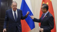 لافروف يلتقي نظيريه الصيني والتركي على هامش G20
