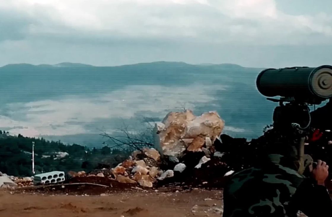 المقاومة اللبنانية تطلق وابلاً من الصواريخ على أهداف للاحتلال في الجولان السوري