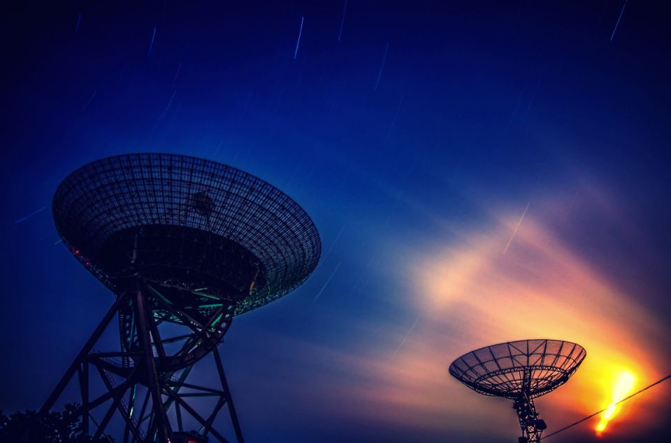 لإرسال الطاقة الشمسية من الفضاء إلى الأرض عبر اللاسلكي