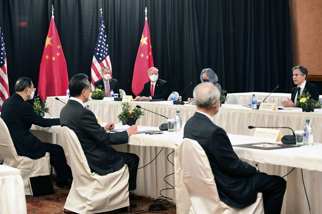 الصين تدعو الولايات المتحدة إلى إزالة تأثيرات سياسات ترامب