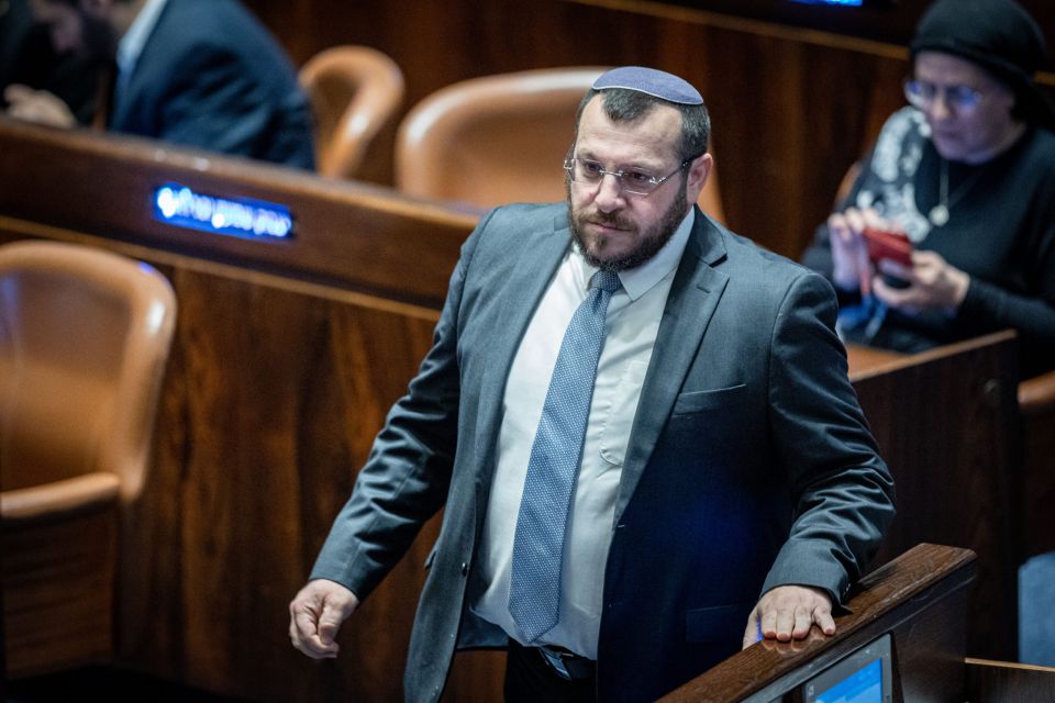 الصهاينة لا يرون مشكلة في استخدام السلاح النووي ضد غزة!