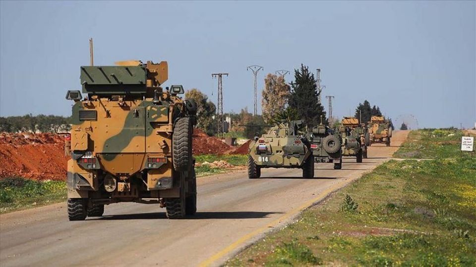 موسكو وأنقرة تتفقان على تخفيض عدد القوات التركية في إدلب وسحب الأسلحة الثقيلة