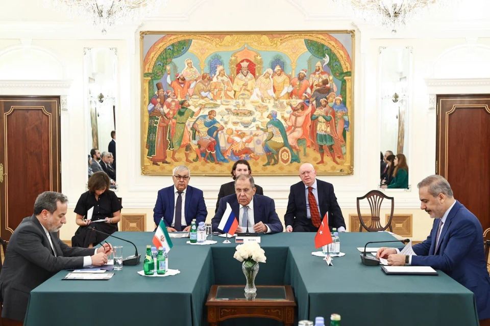 اجتماع لوزراء خارجية "أستانا" يؤكّد تكثيف الجهود لحلّ الأزمة السورية