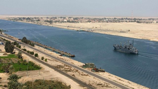 هل تبدأ أم المعارك في مصر؟