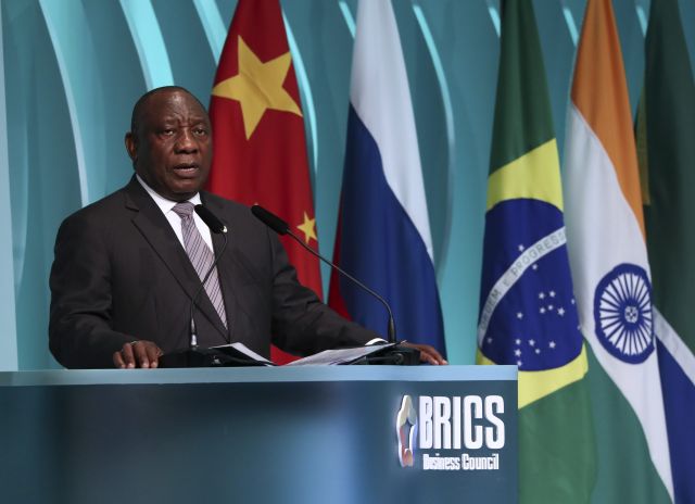 قمة بريكس تقترب… ما الذي يجري تداوله