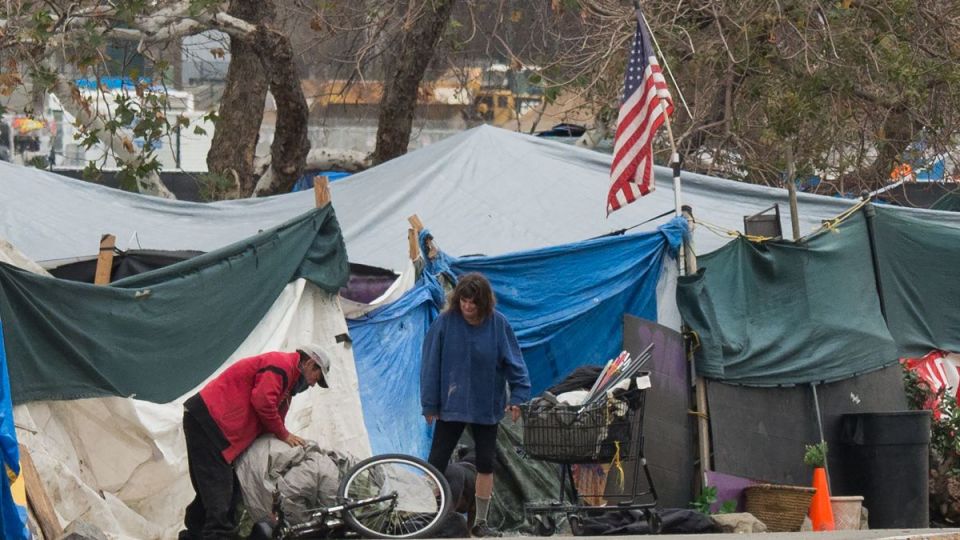 &laquo;ليس في أمريكا اقتصاد لينهار&raquo;