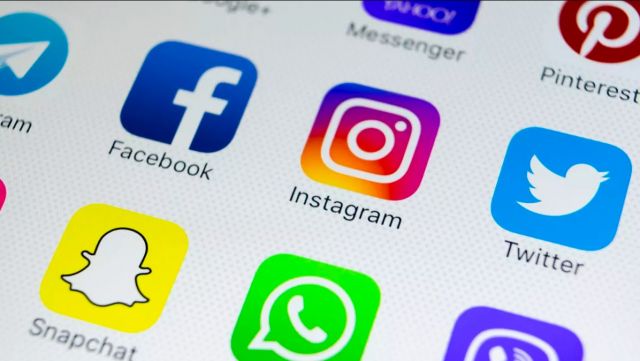 الخارجية الروسية تتهم شبكات التواصل الاجتماعية الأمريكية بالتعسف