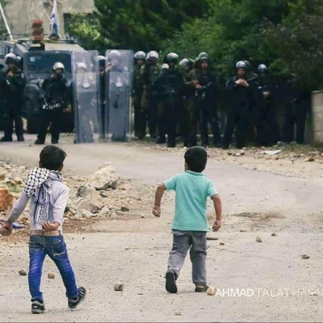 صحيفة أمريكية: ليس هناك اشتباك، بل قمع &laquo;إسرائيلي&raquo; للفلسطينيين