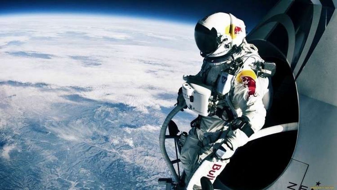 منظومة مظلات صينية لهبوط أجهزة فضائية بوزن 7 أطنان
