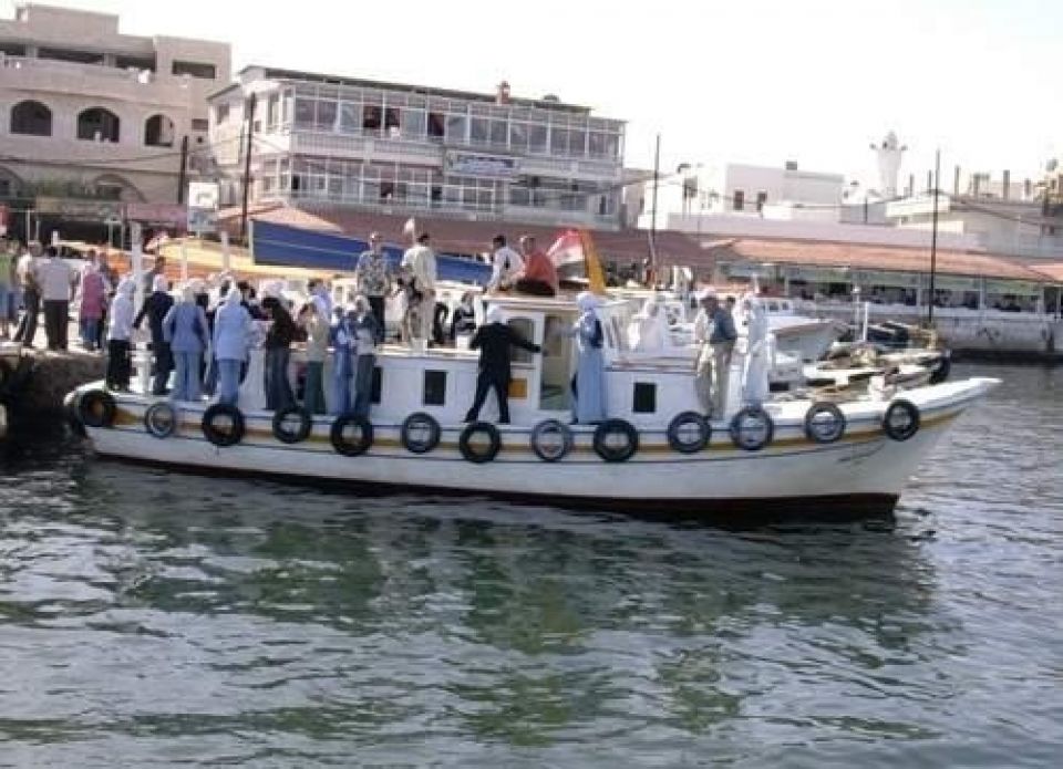 أهالي أرواد: أين المؤسسة الاستهلاكية؟؟