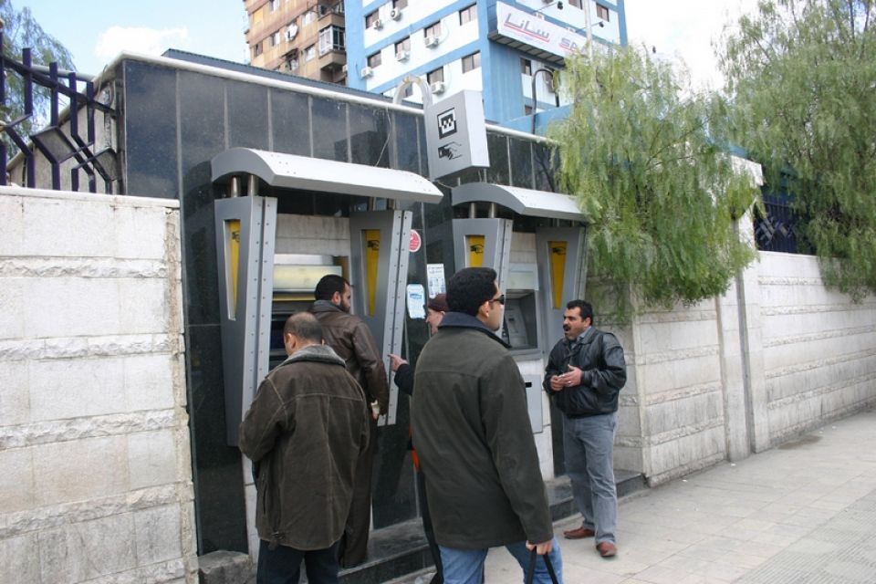 طيران الخليج  والفصل التعسفي للعمال