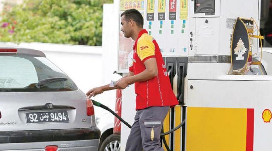 تونس تخطط لتطبيق الزيادة الثالثة في أسعار الوقود هذا العام