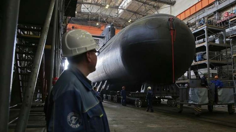 غواصة "كرونشتات" الكهربائية فائقة المواصفات تبدأ عملها