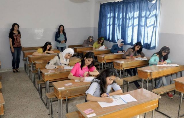 وزارة التربية تفاضل بين &laquo;الحر&raquo; و&laquo; النظامي&raquo; والطلبة يدفعون الثمن!