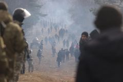 حينما يكون اللاجئون ورقة: استهداف بيلاروسيا