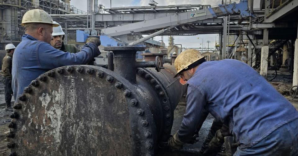 مصفاة حمص... من منشأة نفطية إلى كمين سكني... من المستفيد ومن الضحية؟