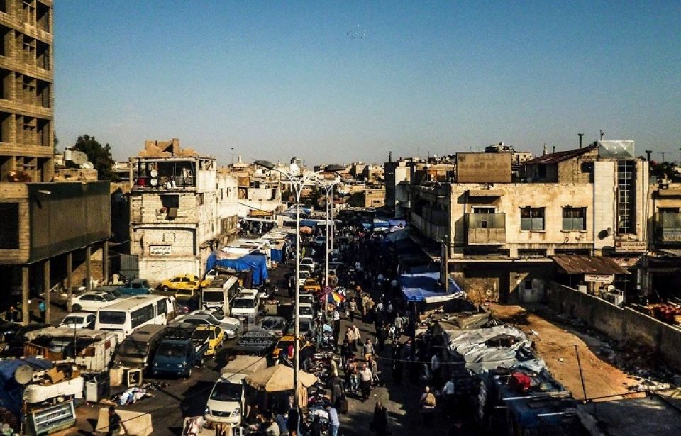 من الذاكرة : يتفتح في الوطن الورد