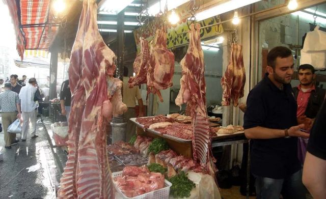 اللحوم الحمراء بعيدة المنال حتى في العيد!؟